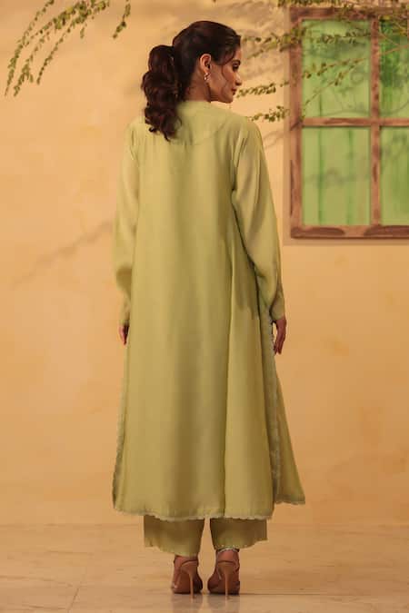 Label Niti Bothra Embroidered Kurta & Pant Set 