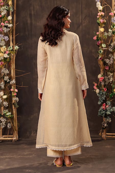 Label Niti Bothra Applique Embroidered Kurta & Pant Set 