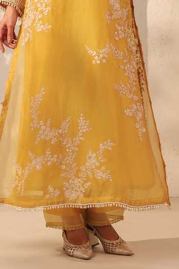 Label Niti Bothra Yellow Silk, Organza, Tencel, Kota Doria Applique, Jaal Straight Kurta Set Online at Aza Fashions Label Niti Bothra_Yellow Silk, Organza, Tencel, Kota Doria Applique, Jaal Straight Kurta Set _Online_at_Aza_Fashions