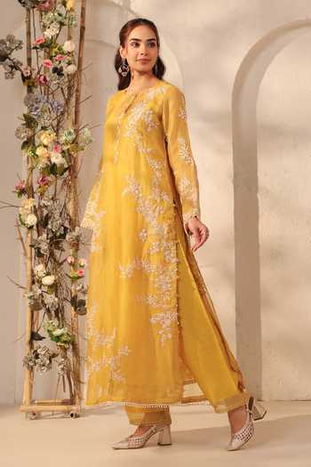 Shop Label Niti Bothra Yellow Silk, Organza, Tencel, Kota Doria Applique, Jaal Straight Kurta Set Shop_Label Niti Bothra_Yellow Silk, Organza, Tencel, Kota Doria Applique, Jaal Straight Kurta Set