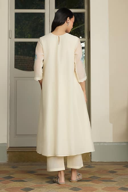 Vaayu Ivory Pintuck Kurta & Pant Set 