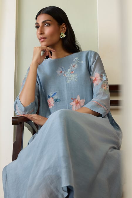 Vaayu Blue Muslin Applique Round Neck, Yes Mist Kurta And Pant Set Online at Aza Fashions Vaayu_Blue Muslin Applique Round Neck, Yes Mist Kurta And Pant Set _Online_at_Aza_Fashions