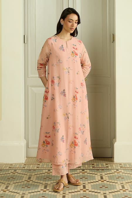 Vaayu Blossom Floral Print Kurta & Pant Set 