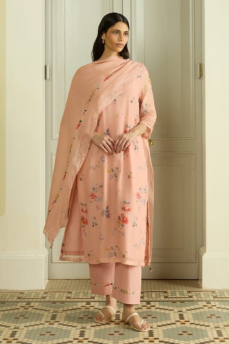 Vaayu Blossom Floral Print Kurta Set 