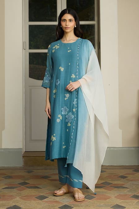 Vaayu Ocean Blue Applique Kurta Set 