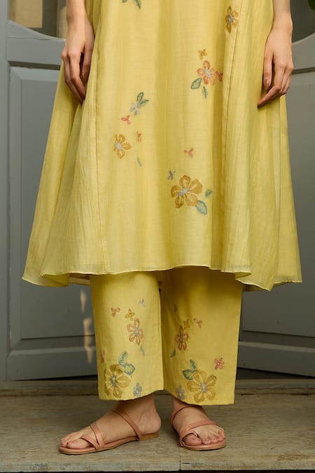 Buy_Vaayu_Yellow Cotton, Muslin Embroidery Round Neck Lemon Bloom Kurta Set _Online_at_Aza_Fashions