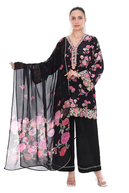 Buy_Tanu Malhotra_Black Crepe, Organza Embroidery, Lace V-neck Bloom Print Kurta Set _Online_at_Aza_Fashions