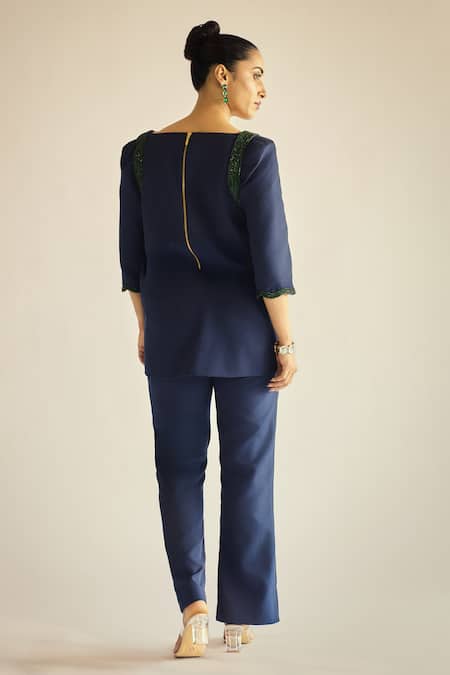 Neetiandmudita Asymmetric Top 