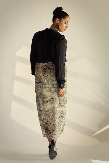 Neetiandmudita Contrast Embellished Shirt 