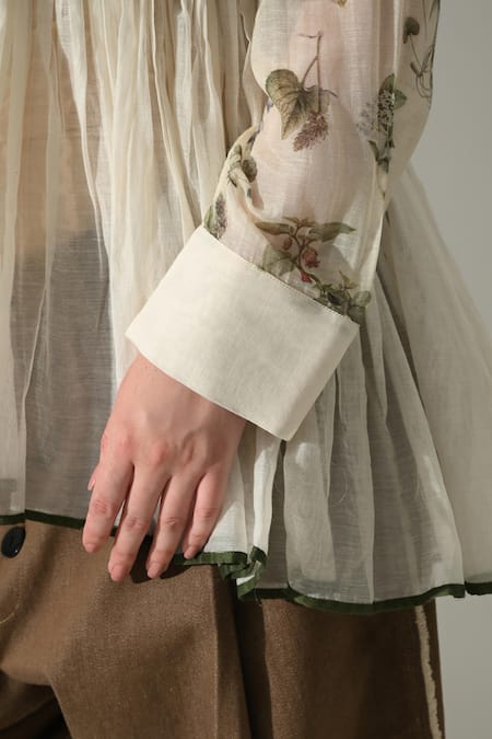 Samant Chauhan_Cream Silk, Cotton Split V-neck, Yes Botanical Print Kurta And Trouser Set _Online_at_Aza_Fashions