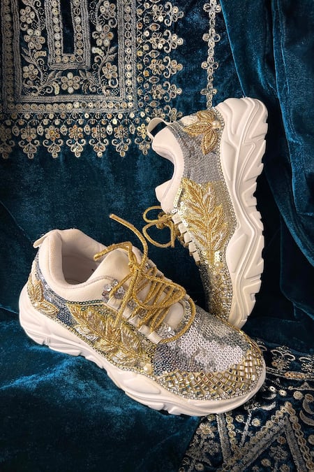 Chal Jooti Maghumalti Her Highness Embellished Shoes 