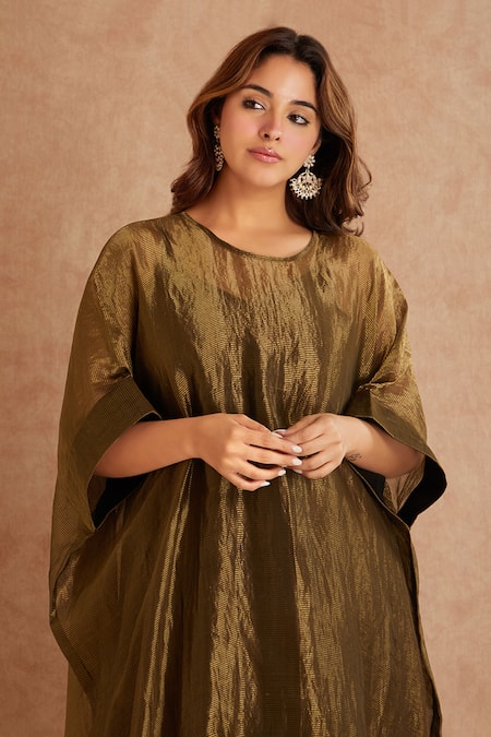 Priya Chaudhary_Brown Tissue, Chanderi Kaftan And Pant Set _at_Aza_Fashions