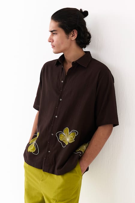 Buy_Three_Green Cotton Handwoven Front Pleat Pant _Online_at_Aza_Fashions