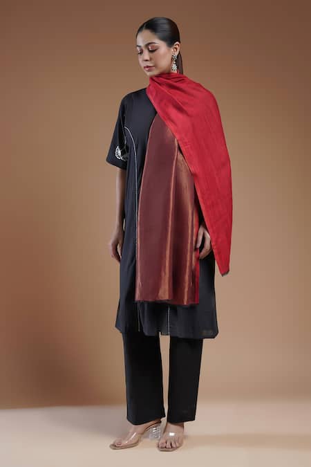 SHAZA Leher Woolen Reversible Stole 