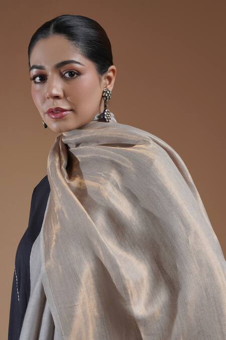 SHAZA_Blue Leher Woolen Reversible Stole _Online_at_Aza_Fashions