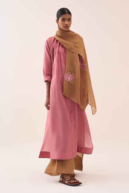 Shop_Three_Coral Organza Applique Chanderi Kurta Set _Online_at_Aza_Fashions