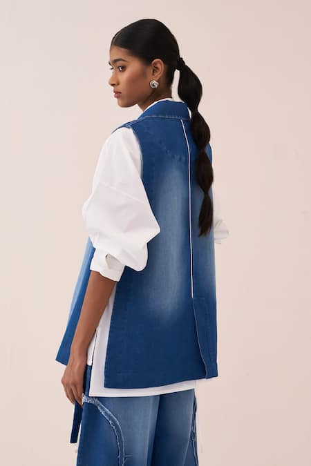 Buy_Three_Blue Denim Embroidery Circle Waistcoat 