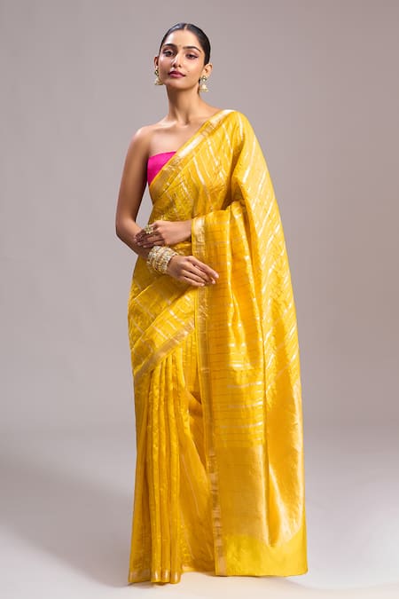 Mint N Oranges Striped Pattern Saree With Unstitched Blouse Piece 