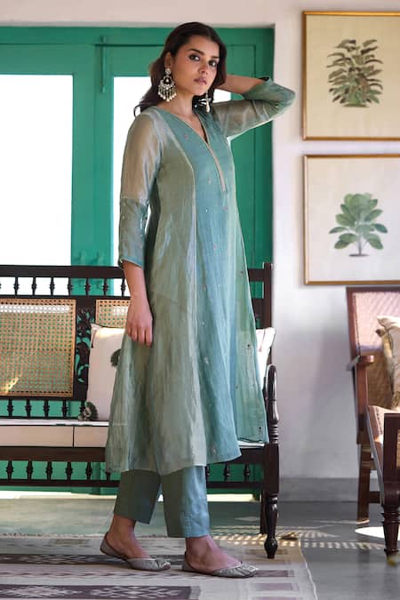 Buy Trendy Tokari Green Silk, Chanderi, Cotton Embroidery Hand Kurta Set Online at Aza Fashions Buy_Trendy Tokari_Green Silk, Chanderi, Cotton Embroidery Hand Kurta Set _Online_at_Aza_Fashions