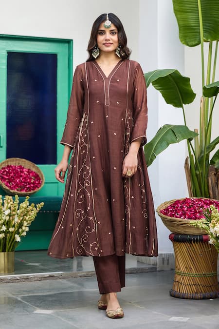 Trendy Tokari_Brown Silk, Chanderi, Cotton, Organza Embroidery Kurta Set _at_Aza_Fashions