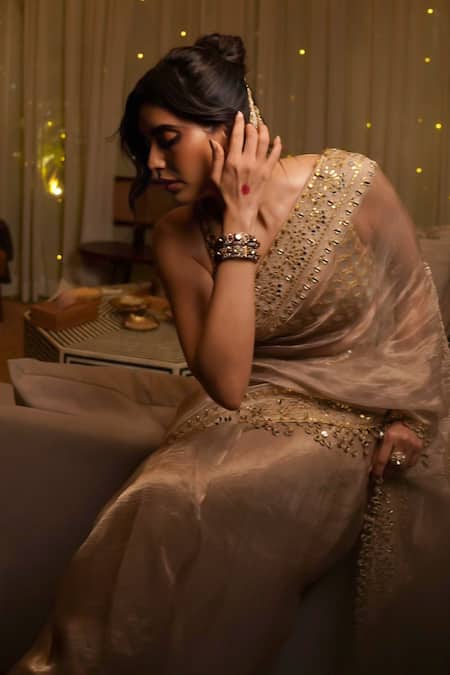 Itrh Ivory Chanderi Silk, Tissue, Lampi Mirrors, Gaja Kavya Saree With Work Blouse Online at Aza Fashions Itrh_Ivory Chanderi Silk, Tissue, Lampi Mirrors, Gaja Kavya Saree With Work Blouse _Online_at_Aza_Fashions