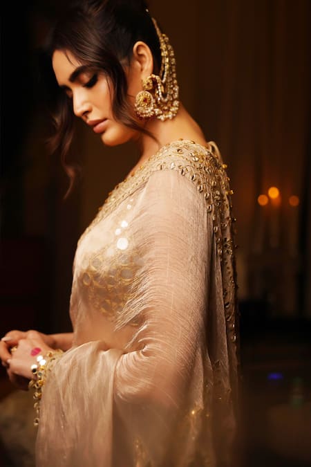 Shop Itrh Ivory Chanderi Silk, Tissue, Lampi Mirrors, Gaja Kavya Saree With Work Blouse Online at Aza Fashions Shop_Itrh_Ivory Chanderi Silk, Tissue, Lampi Mirrors, Gaja Kavya Saree With Work Blouse _Online_at_Aza_Fashions