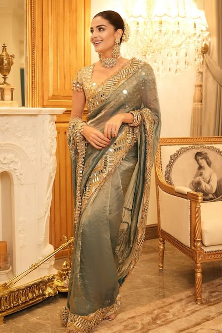 Itrh Sheesh Neel Saree With Embellished Blouse 