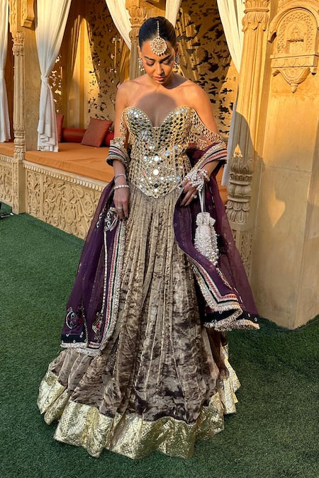 Shop Itrh Gold Chanderi, Tissue Gota Patti, Sheesh Jamuni Work Corset Lehenga Set at Aza Fashions Shop_Itrh_Gold Chanderi, Tissue Gota Patti, Sheesh Jamuni Work Corset Lehenga Set _at_Aza_Fashions