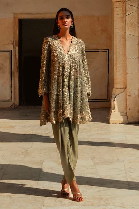 Jayanti Reddy Stella Embellished Kurta & Dhoti Pant Set 