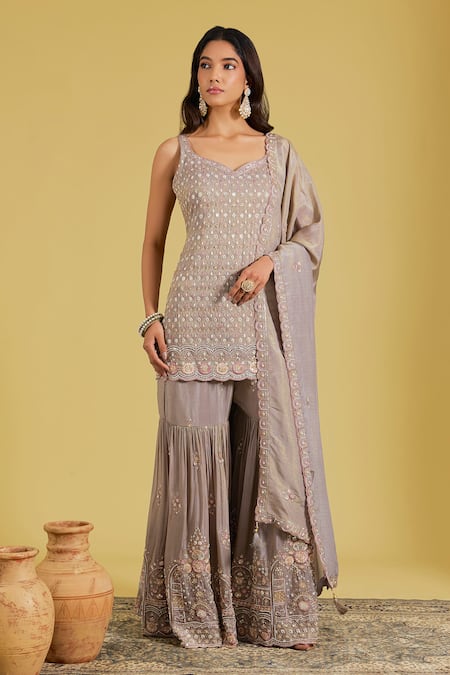 Meenagurnam Bead Embellished Kurta Gharara Set 