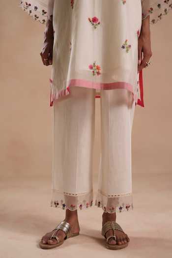 Buy_Begum_Ivory Chanderi Silk, Cotton Embroidery Notched Raina Floral Kurta And Pant Set _Online_at_Aza_Fashions