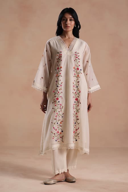 Begum_Ivory Chanderi Silk, Cotton, Organza Embroidery Evara Kurta Set _Online_at_Aza_Fashions