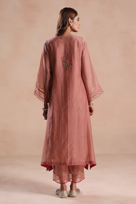 Begum Evara Embroidered Kurta Set 