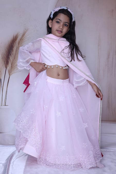 Buy_Little Loom_Pink Organza Tassels, Embroidery Floral Pattern Lehenga Set 