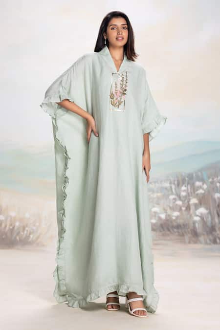Kaveri Flute Pipes Placement Embroidered Kaftan 