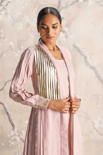 Buy_Kaveri_Pink Linen Round , Shawl Its Just An Illusion Pleated Abaya And Dress Set _Online_at_Aza_Fashions