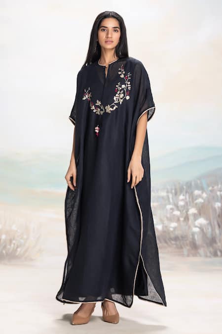 Kaveri Leaf Embroidered Linen Kaftan 