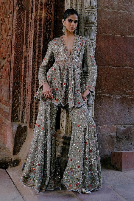 Jayanti Reddy Nyra Zardosi Embroidered Kurta Set 