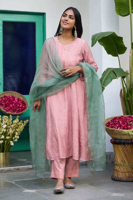 Trendy Tokari Silk Chanderi Embroidered Kurta Set 