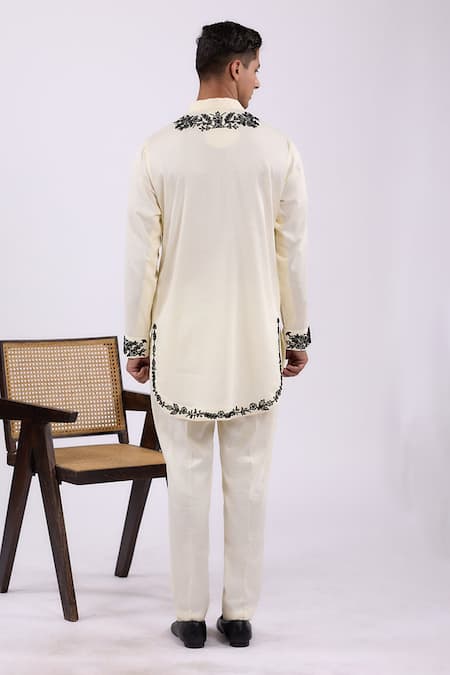 Agraj Jain Ivory Crystal Kashmiri Round Edge Kurta Set 