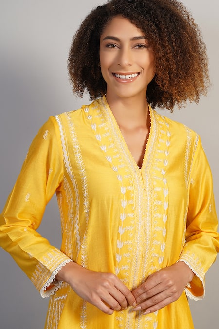 Buy_Samant Chauhan_Yellow Silk, Cotton Embroidery, Tassels Threadwork Kurta Set _Online_at_Aza_Fashions