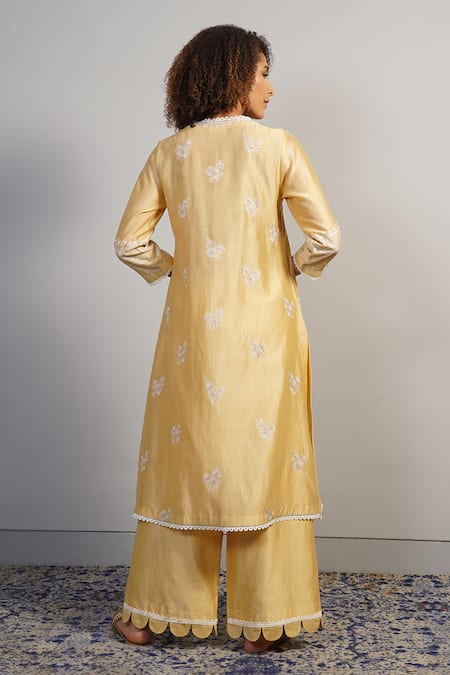 Samant Chauhan Floral Threadwork Embroidered Kurta & Palazzo Set 