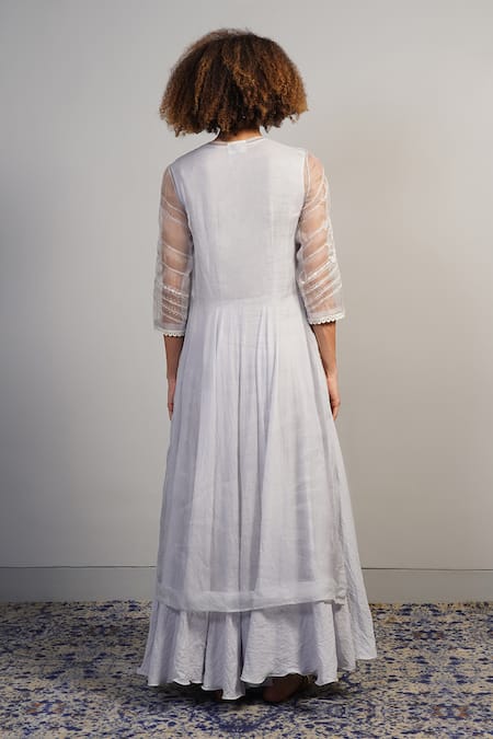 Samant Chauhan Floral Threadwork Embroidered Kurta & Skirt Set 