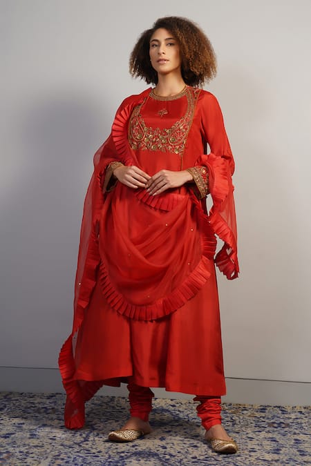 Samant Chauhan Ornamental Zari Threadwork Embroidered Kurta Set 