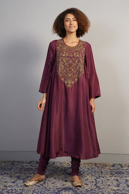 Buy_Samant Chauhan_Wine Silk Embroidery Ornamental Threadwork Kurta Set _Online_at_Aza_Fashions