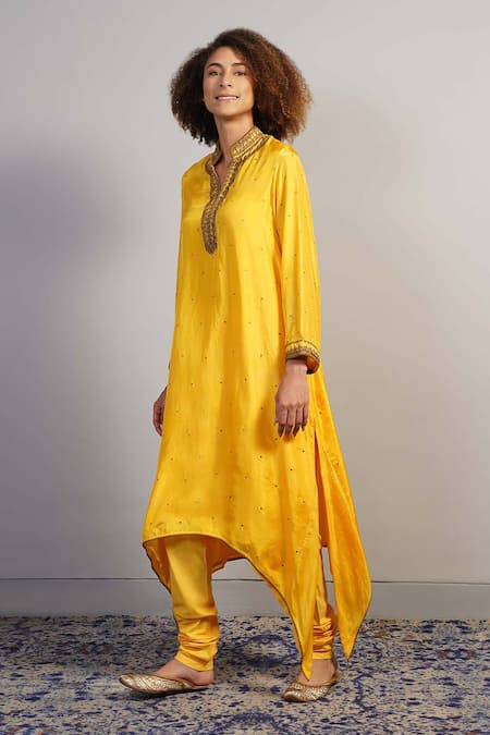 Samant Chauhan_Yellow Silk Embroidery Zari Threadwork Kurta Set _Online_at_Aza_Fashions