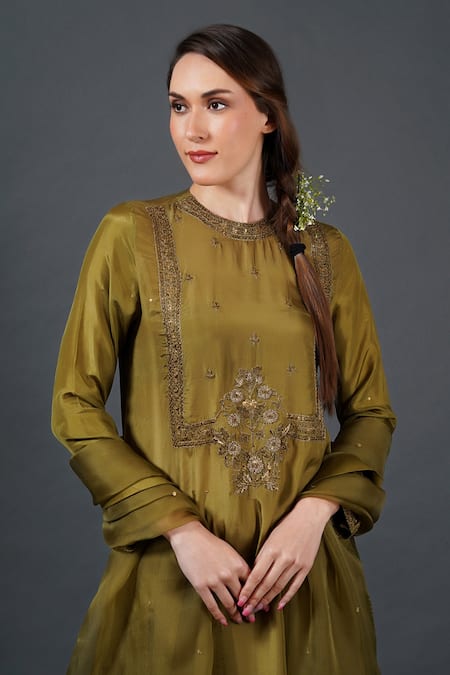 Samant Chauhan Olive Green Silk Zari Threadwork Embroidered Kurta Set Online at Aza Fashions Samant Chauhan_Olive Green Silk Zari Threadwork Embroidered Kurta Set _Online_at_Aza_Fashions