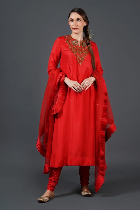 Samant Chauhan Zari Threadwork Embroidered Kurta Set 