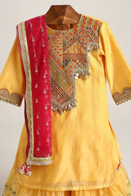 Buy_Minime Organics_Yellow Chanderi, Net Mirrors, Tassels, Gota Patti Work Kurta Set _Online_at_Aza_Fashions