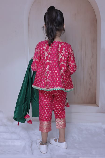 Little Loom Lace Detailing Brocade Kurta Set 